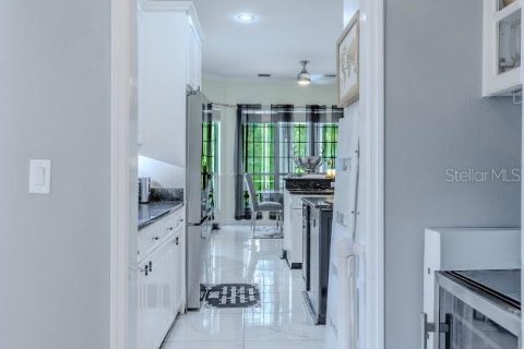 Купить виллу или дом в Гейнсвилл, Флорида 13 комнат, 426.14м2, № 2291754 - фото 14