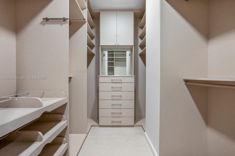 Condo in Coral Gables, Florida, 3 bedrooms № 2087094 - photo 26