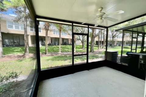 Touwnhouse à louer à Orlando, Floride: 3 chambres, 154.68 m2 № 2416259 - photo 11
