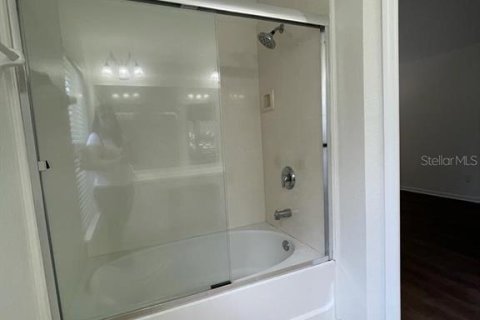 Touwnhouse à louer à Orlando, Floride: 3 chambres, 154.68 m2 № 2416259 - photo 15