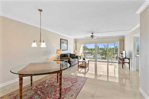 Condo in Deerfield Beach, Florida, 2 bedrooms  № 2266249 - photo 7