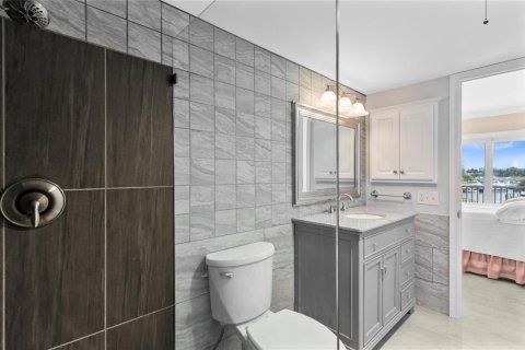 Condo in Deerfield Beach, Florida, 2 bedrooms  № 2266249 - photo 14