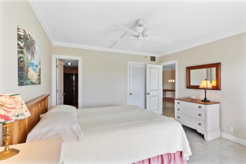 Condo in Deerfield Beach, Florida, 2 bedrooms  № 2266249 - photo 15