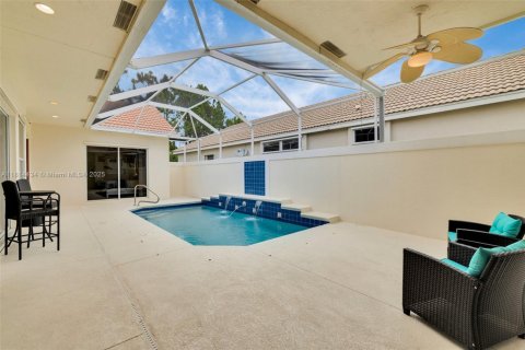 House in Port St. Lucie, Florida 3 bedrooms, 173.08 sq.m. № 1776045 - photo 6