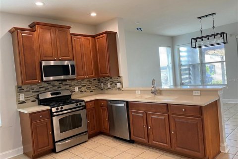 House in Fish Hawk, Florida 3 bedrooms, 148.27 sq.m. № 1837885 - photo 8