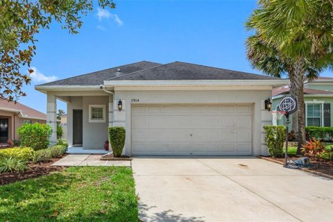 House in Fish Hawk, Florida 3 bedrooms, 148.27 sq.m. № 1837885 - photo 1