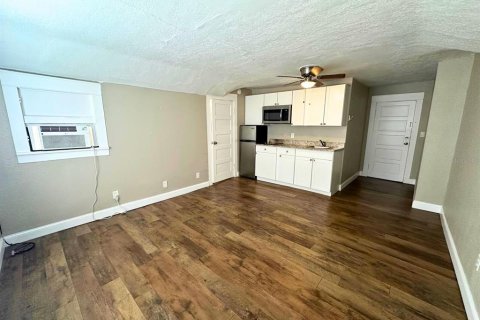 Apartment in Orlando, Florida 1 bedroom, 41.81 sq.m. № 1915430 - photo 4