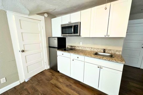 Apartment in Orlando, Florida 1 bedroom, 41.81 sq.m. № 1915430 - photo 3