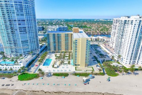 Copropriété à louer à Hollywood, Floride: 1 chambre, 69.21 m2 № 2390011 - photo 19