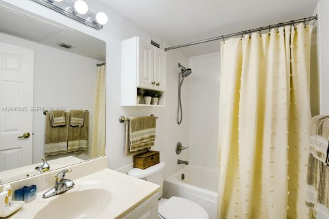 Copropriété à louer à Hollywood, Floride: 1 chambre, 69.21 m2 № 2390011 - photo 10