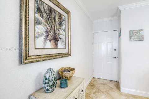 Copropriété à louer à Hollywood, Floride: 1 chambre, 69.21 m2 № 2390011 - photo 3