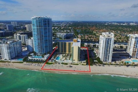 Copropriété à louer à Hollywood, Floride: 1 chambre, 69.21 m2 № 2390011 - photo 20