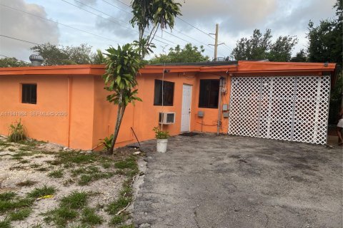 Casa en venta en West Park, Florida, 3 dormitorios, 104.98 m2 № 2000443 - foto 6