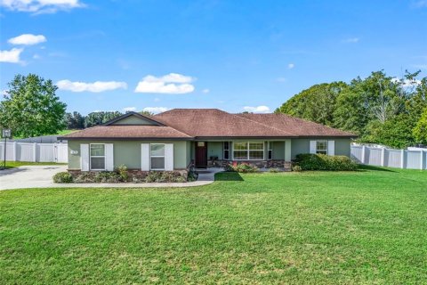House in Belleview, Florida 3 bedrooms, 158.03 sq.m. № 2233738 - photo 5
