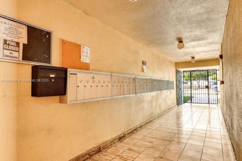 Copropriété à vendre à Miami, Floride: 2 chambres, 94.3 m2 № 1969632 - photo 20