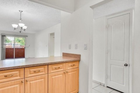 Copropriété à vendre à Miami, Floride: 2 chambres, 94.3 m2 № 1969632 - photo 4