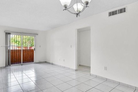 Copropriété à vendre à Miami, Floride: 2 chambres, 94.3 m2 № 1969632 - photo 6