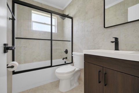 Townhouse in Miami, Florida 3 bedrooms, 113.71 sq.m. № 1891908 - photo 20