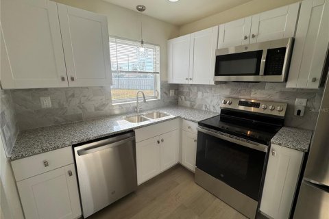 Condo in Bradenton, Florida, 2 bedrooms  № 1559001 - photo 17