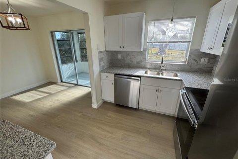 Condo in Bradenton, Florida, 2 bedrooms  № 1559001 - photo 14