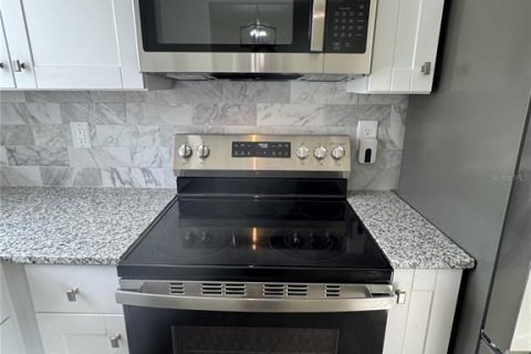 Condo in Bradenton, Florida, 2 bedrooms  № 1559001 - photo 22