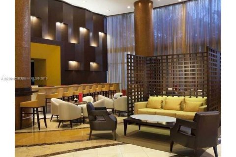 Condominio en venta en Sunny Isles Beach, Florida, 51.19 m2 № 1943143 - foto 6