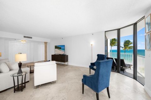 Condo in Highland Beach, Florida, 2 bedrooms  № 2081590 - photo 5