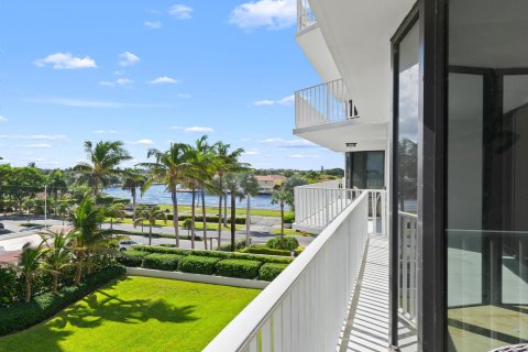 Condo in Highland Beach, Florida, 2 bedrooms  № 2081590 - photo 12