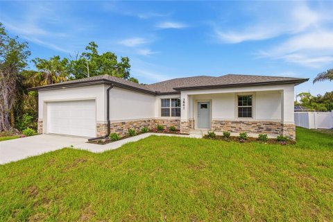 House in North Port, Florida 4 bedrooms, 168.15 sq.m. № 2167379 - photo 3