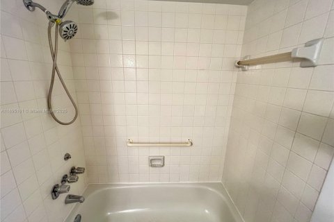 Copropriété à vendre à Greenacres, Floride: 2 chambres, 86.86 m2 № 1948273 - photo 18