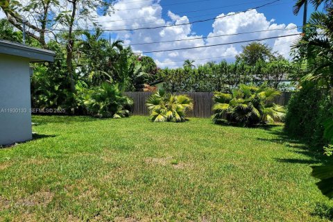 Снять в аренду виллу или дом в Майами, Флорида 3 спальни, 152.73м2, № 1989258 - фото 20