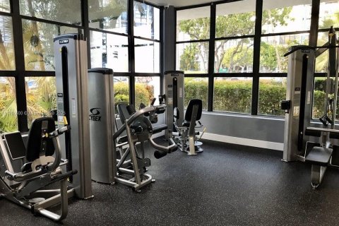 Condominio en venta en Hallandale Beach, Florida, 1 dormitorio, 99.87 m2 № 1691332 - foto 6