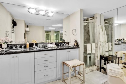 Copropriété à vendre à Miami, Floride: 2 chambres, 141.21 m2 № 2001239 - photo 30