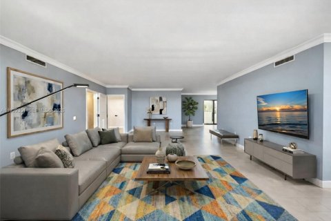 Copropriété à vendre à Miami, Floride: 2 chambres, 141.21 m2 № 2001239 - photo 22