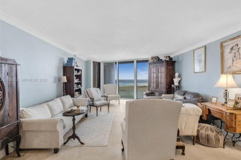 Copropriété à vendre à Miami, Floride: 2 chambres, 141.21 m2 № 2001239 - photo 5