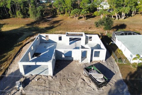 Villa ou maison à vendre à North Port, Floride: 3 chambres, 176.51 m2 № 2096499 - photo 10