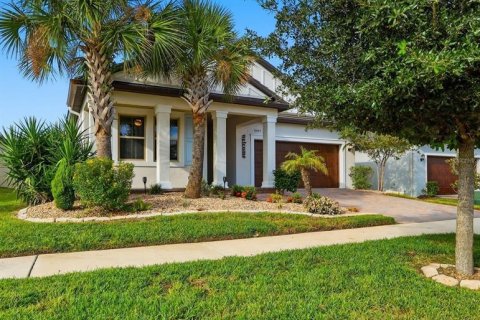 House in San Antonio, Florida 2 bedrooms, 181.9 sq.m. № 2394300 - photo 3