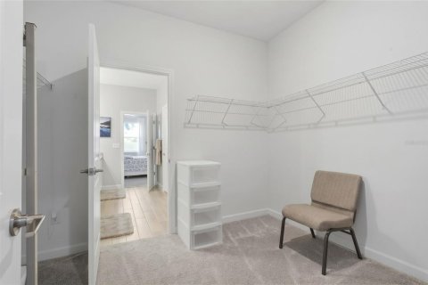 House in San Antonio, Florida 2 bedrooms, 181.9 sq.m. № 2394300 - photo 19