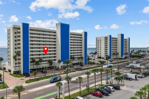 Condominio en venta en Madeira Beach, Florida, 2 dormitorios, 113.81 m2 № 1900359 - foto 1