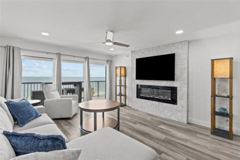 Condominio en venta en Madeira Beach, Florida, 2 dormitorios, 113.81 m2 № 1900359 - foto 14