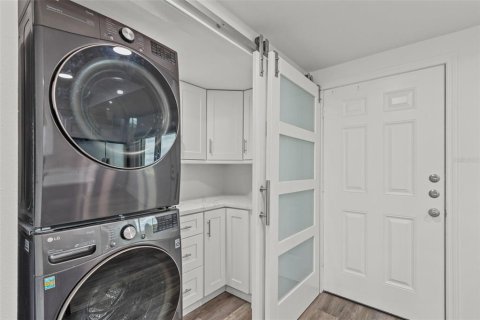 Condominio en venta en Madeira Beach, Florida, 2 dormitorios, 113.81 m2 № 1900359 - foto 7