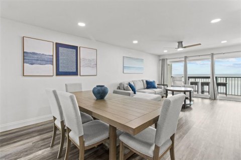 Condominio en venta en Madeira Beach, Florida, 2 dormitorios, 113.81 m2 № 1900359 - foto 11