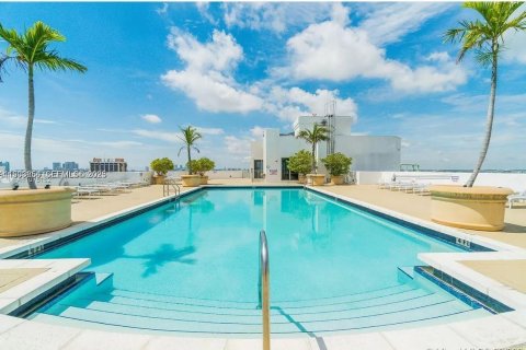 Condominio en alquiler en Hollywood, Florida, 1 dormitorio, 83.52 m2 № 1992118 - foto 17