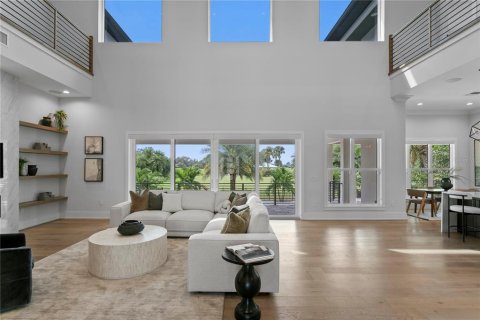 Villa ou maison à vendre à Saint Petersburg, Floride: 5 chambres, 388.52 m2 № 2413773 - photo 6