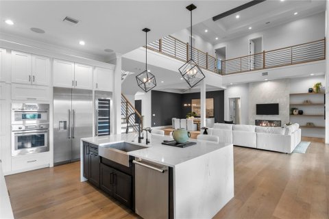 Villa ou maison à vendre à Saint Petersburg, Floride: 5 chambres, 388.52 m2 № 2413773 - photo 12
