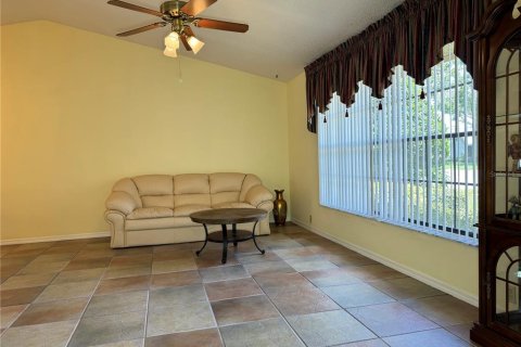 Casa en venta en Holiday, Florida, 4 dormitorios, 189.89 m2 № 1884535 - foto 4