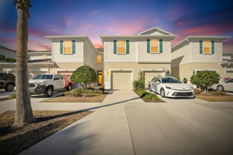 Townhouse in Riverview, Florida 3 bedrooms, 142.7 sq.m. № 2113391
