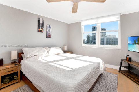 Condominio en venta en Miami Beach, Florida, 1 dormitorio, 84.54 m2 № 1794055 - foto 6