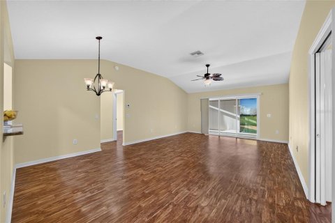 Villa ou maison à vendre à The Villages, Floride: 3 chambres, 163.88 m2 № 2425928 - photo 20