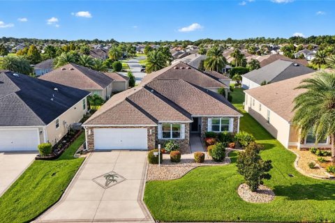 Villa ou maison à The Villages, Floride 3 chambres, 163.88 m2 № 2425928